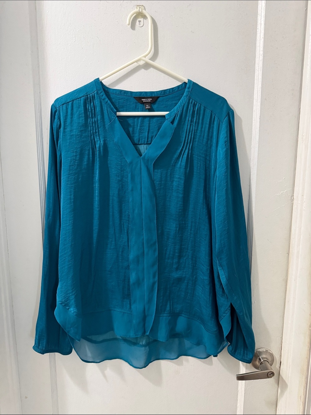 Vera Wang Teal V-Neck Long Sleeve Pleated Shoulder Blouse